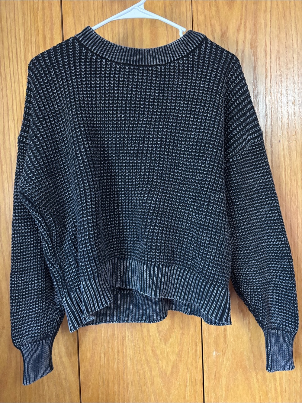 Old Navy Gunmetal Gray Sweater